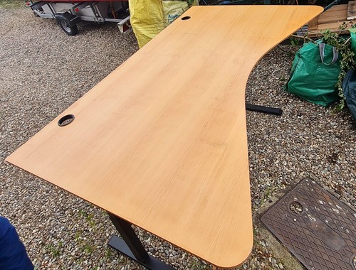 Large standing desk - large,